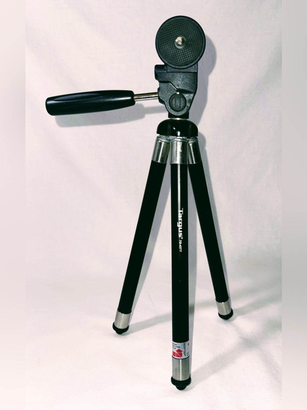 Targus Portable Tripod TG-42TT
Extends 11" to 42" Desk/Travel
Lightweight Black